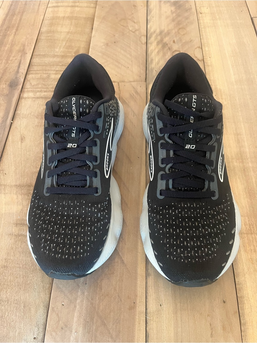 Brooks Glycerin GTS 20 Running Shoes Women’s Size 7 (B) Medium (1203701B059)